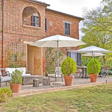 Castiglione Del Lago Sleeps 4 Apartment *
