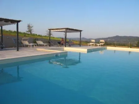 Castiglione Del Lago Sleeps 4 Apartment